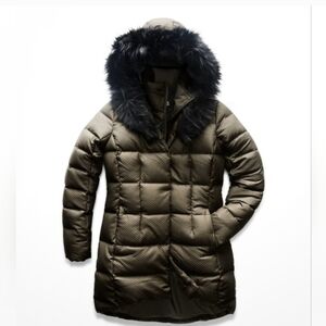 The North Face Women's Size small hey Mama Parkina 501.